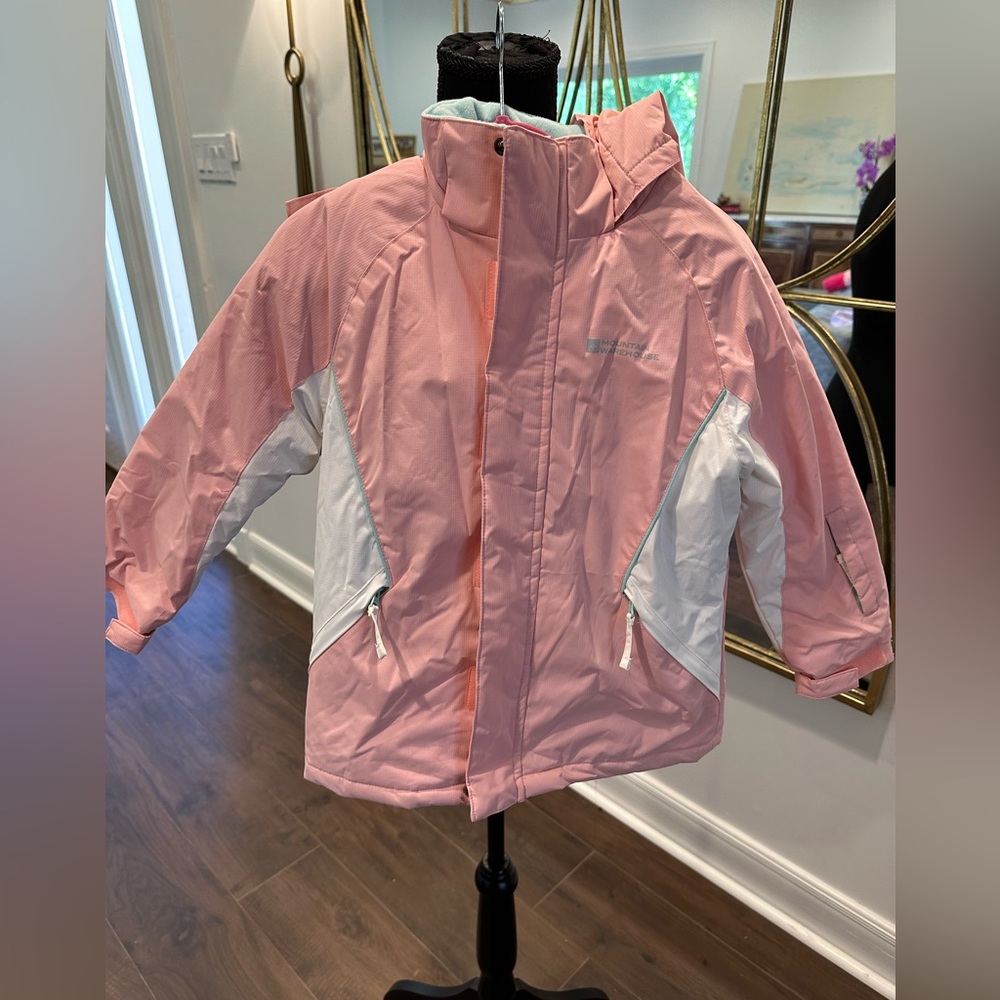 Kids -  Ski Jacket. Mountain Warehouse 5-6 year Pink. No Tags. Wore once